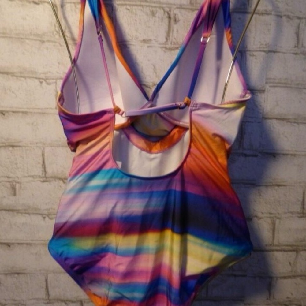 La Blanca Sunset Cross Front Keyhole One Piece Swimsuit 10 NEW - Picture 3 of 4